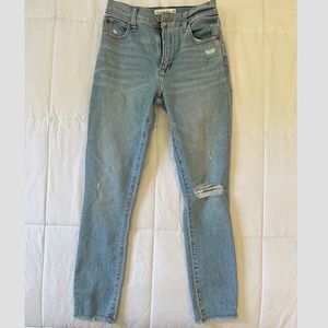 Abercrombie & Fitch Super skinny high rise ankle jeans